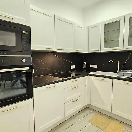 Holiday home 300m Plage, Maison Renovee, 2 Chambres, Jardin *