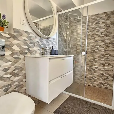 300m Plage, Maison Renovee, 2 Chambres, Jardin *