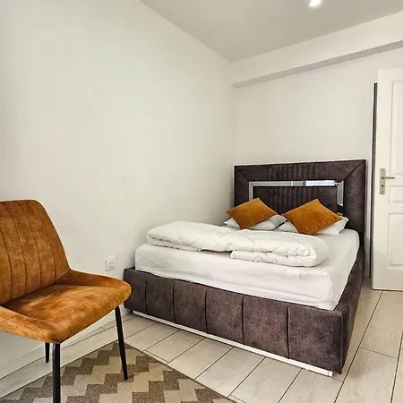 300m Plage, Maison Renovee, 2 Chambres, Jardin Holiday home
